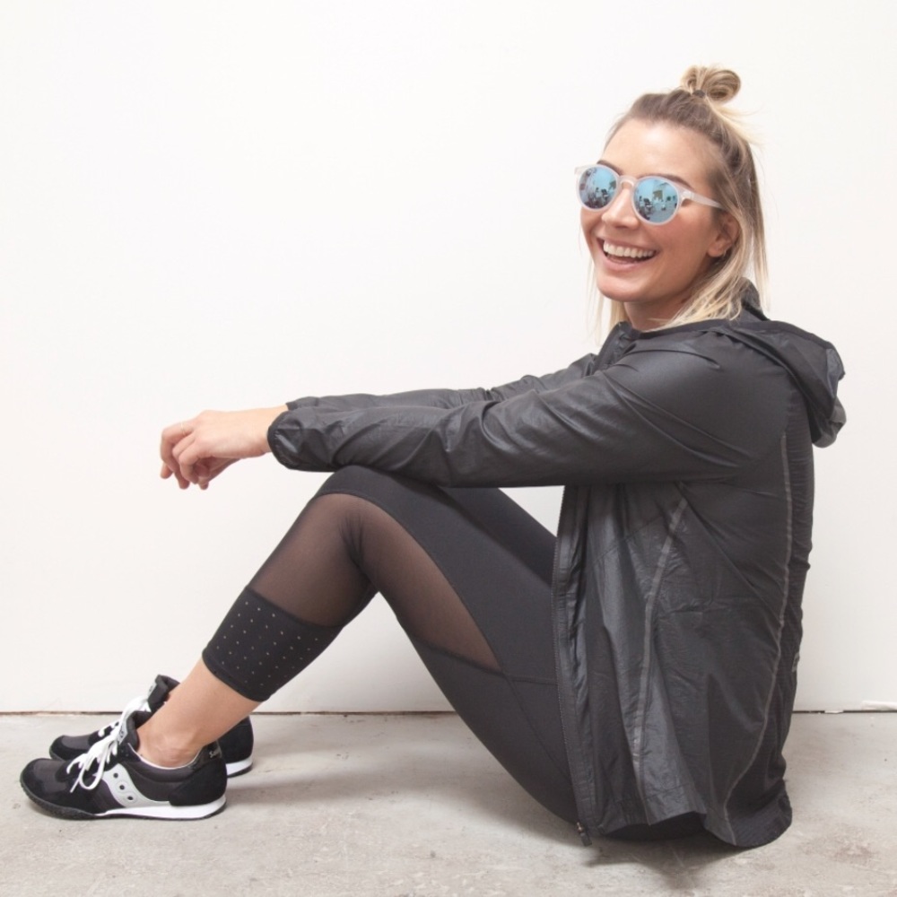 Athleta sonar mesh capris